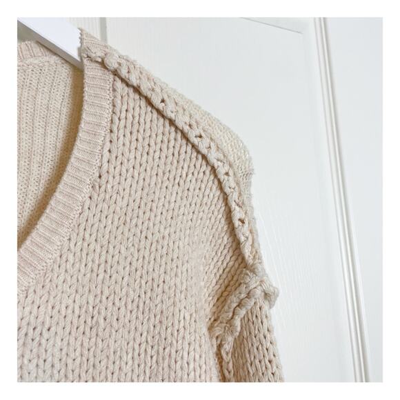 Saltwater Luxe Everlee Scoop Neck Sweater - Picture 6 of 12